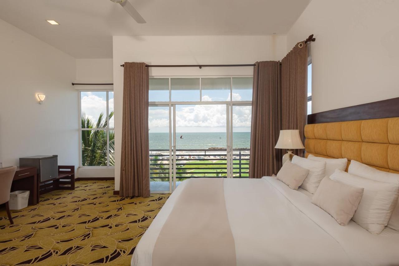 Beverly Beach Negombo Exterior photo