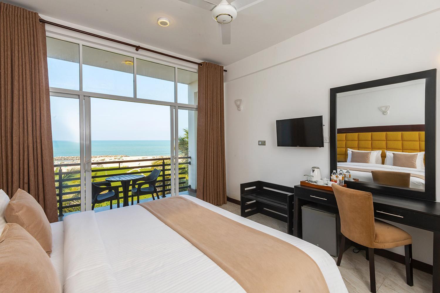 Beverly Beach Negombo Exterior photo